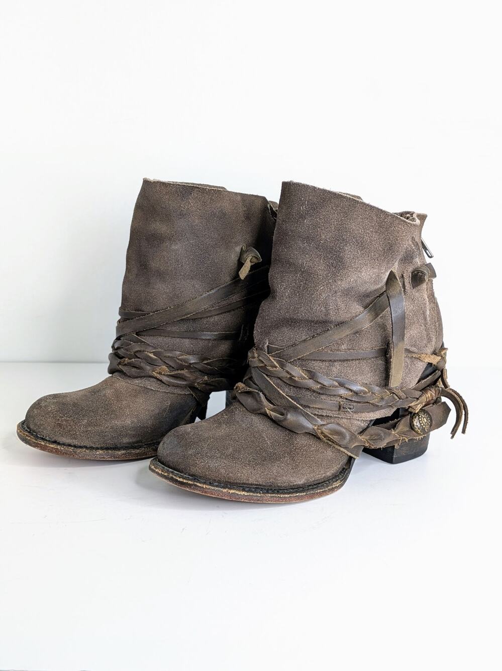 Freebird by Steven Cairo Boots 7 Brown Suede Strappy Heeled Boho Festival Zip